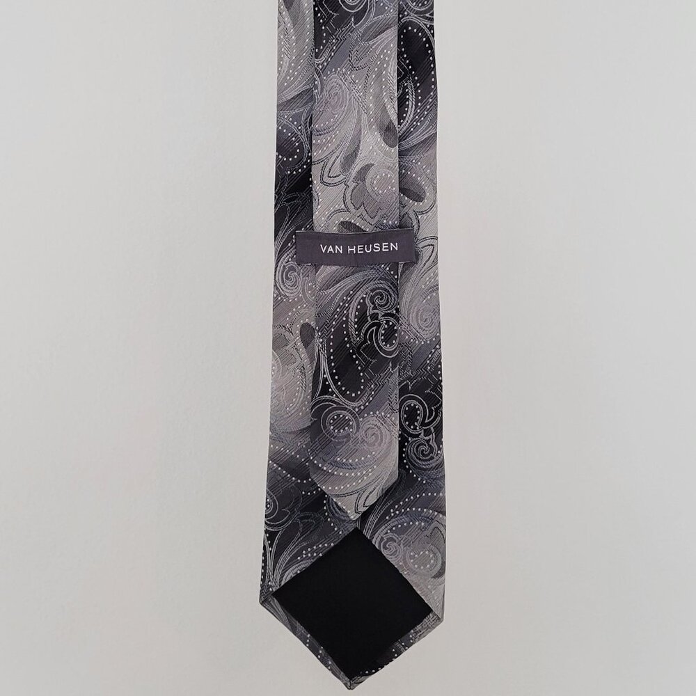 VAN HEUSEN Silk Neck Tie ~Black/Gray/Silver